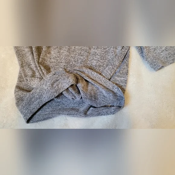 Wildfred Free Grey Twist Tee Shirt Sz Xs - Picture 3 of 9